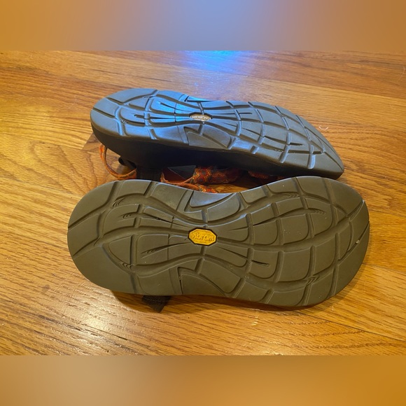 Chaco Z/2 Yampa Sandel Orange Fabric Toe Strap Sandals Pattern Women's Size 7 - Picture 5 of 5
